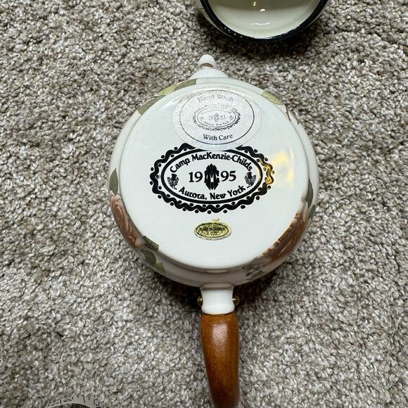 Mackenzie Childs Vintage NWT 1995 Camp Rose Teapot - Picture 4 of 6